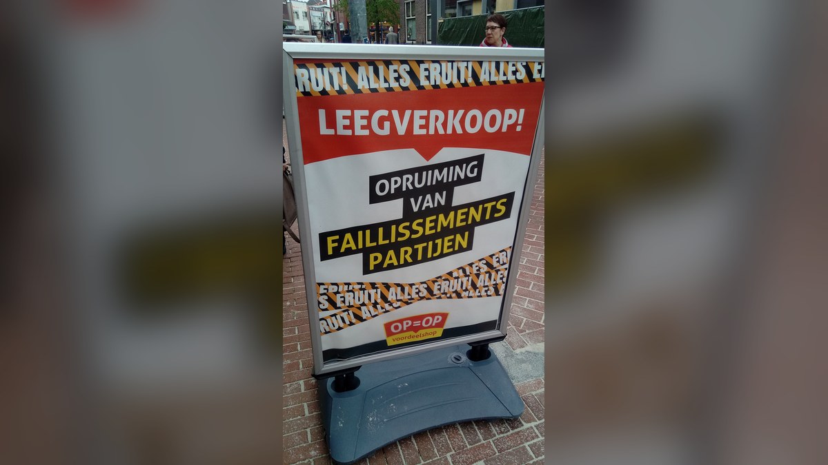 A sign indicating that this small local store is holding a bankruptcy sale in the Groninger city of Winschoten, Oldambt